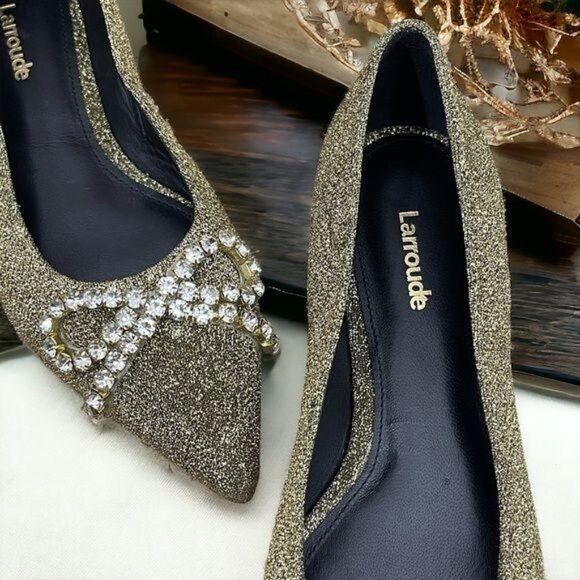 Larroude Lee Crystal-Embellished Lurex Pointed Flats in Gold Size 6 - Picture 4 of 14